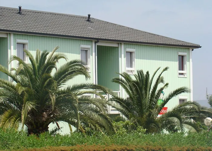 Fasthotel ホテル 2*